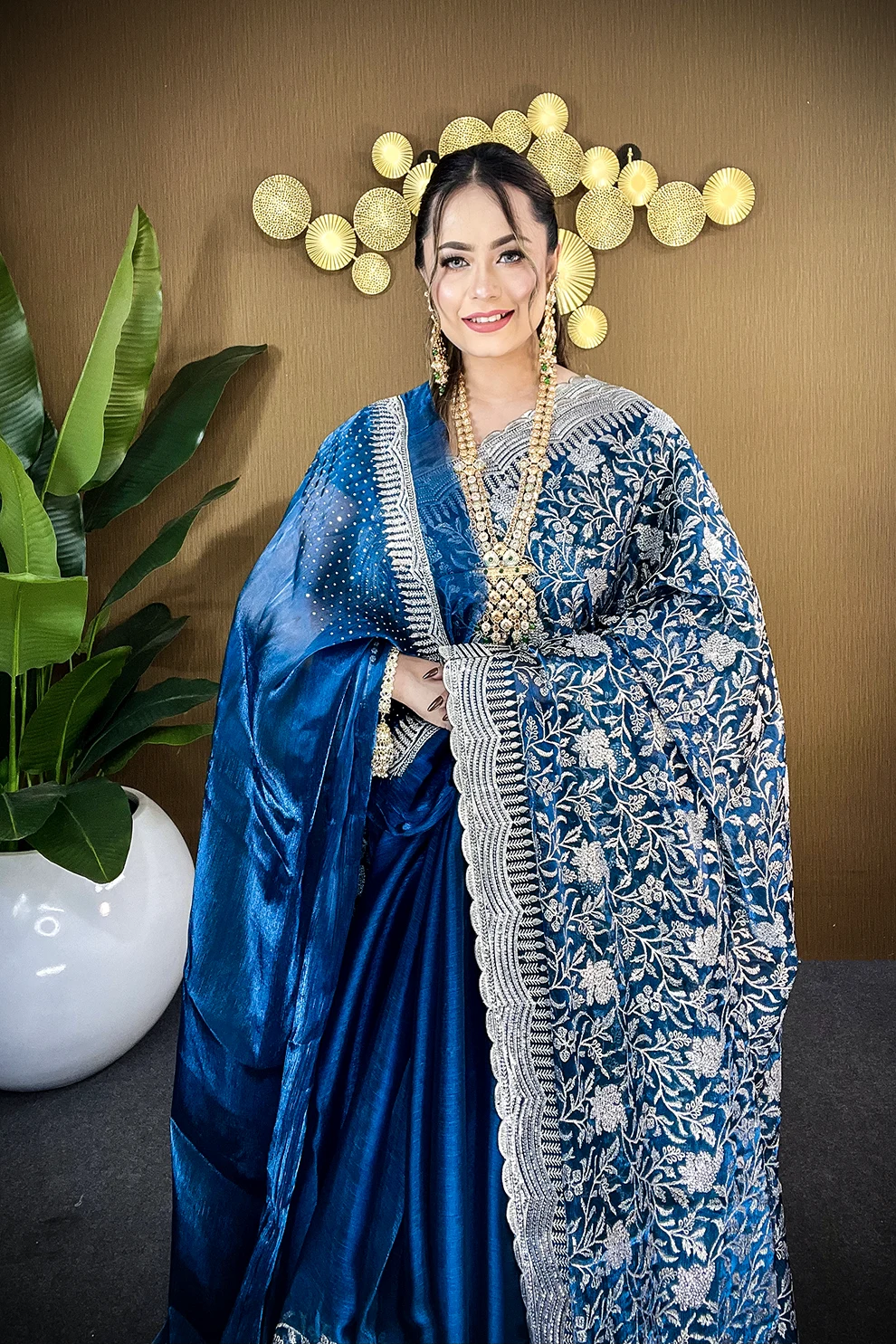 Teal-Blue-Silver-Grace-High-Grade-Stone-Saree